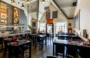 Tapas en Wijnbar van 'S
