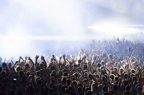 Un jurado dictamina que Live Nation operaba como un monopolio ilegal en un veredicto histórico para la industria de eventos. Un jurado dictamina que Live Nation operaba como un monopolio ilegal en un veredicto histórico para la industria de eventos.