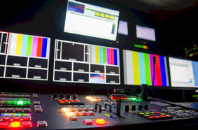 Seminarios web y transmisión de vídeo en vivo Seminarios web y transmisión de vídeo en vivo
