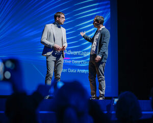 Cómo escribir biografías de conferenciantes que vendan entradas