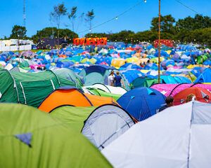 Primero solo las entradas de un día, luego todo el fin de semana: la cancelación de Defqon.1 analizada en detalle. Primero solo las entradas de un día, luego todo el fin de semana: la cancelación de Defqon.1 analizada en detalle.